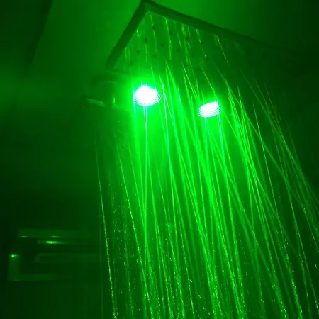 Chamois Blanc 7a - Great Views Of Chamonix Mont Blanc