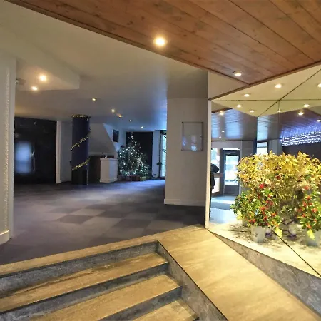 Chamois Blanc 7a - Great Views Of *