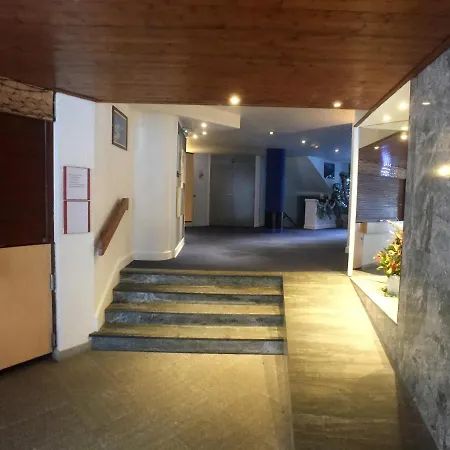 Chamois Blanc 7a - Great Views Of *